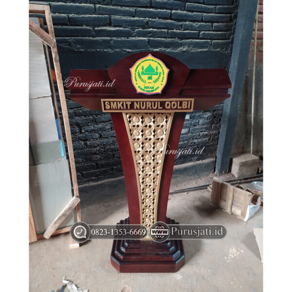 Podium Minimalis SMKIT Nurul Qolbi Bekasi