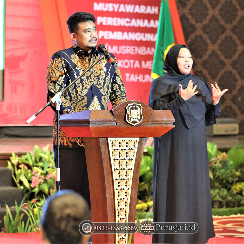 Podium Minimalis Pemerintah Wali Kota Medan Bobby Nasution