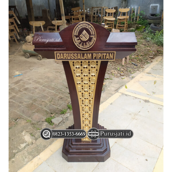 Podium Minimalis Yayasan Darussalam Pipitan